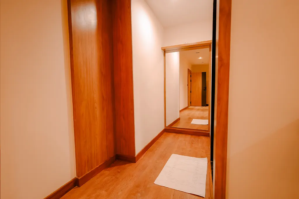 room 2 - 7